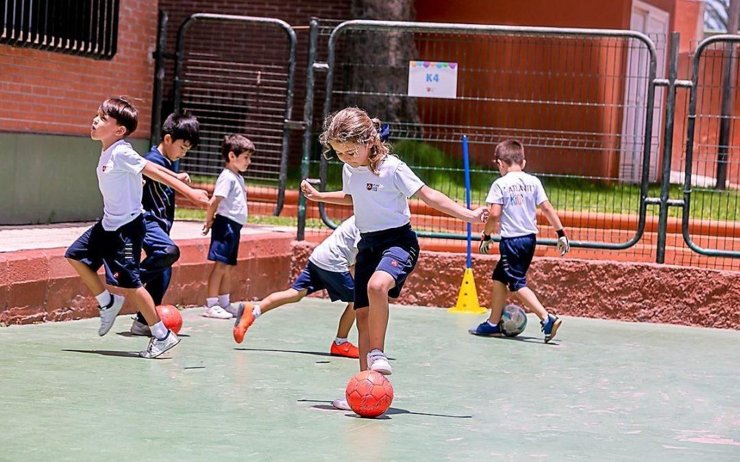 Inicio del curso escolar con 1.483 centros educativos públicos de Andalucía ofreciendo actividades extraescolares